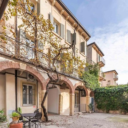 Limehome Verona La Vigna In Citta Luaran gambar
