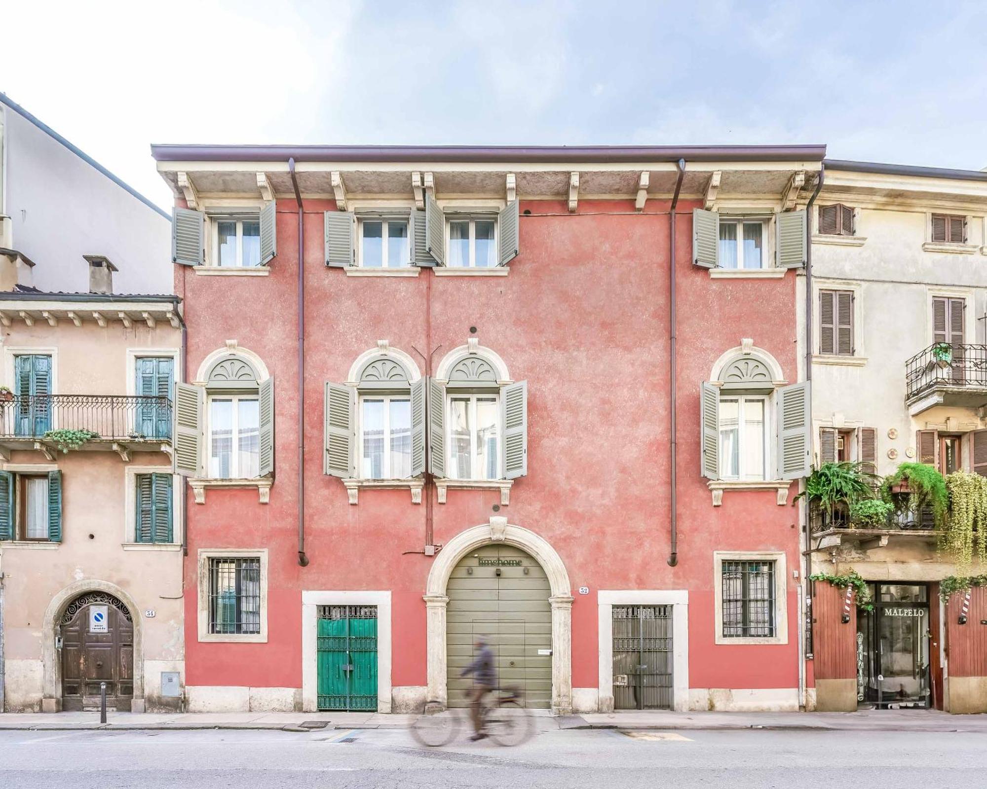 Limehome Verona La Vigna In Citta Luaran gambar
